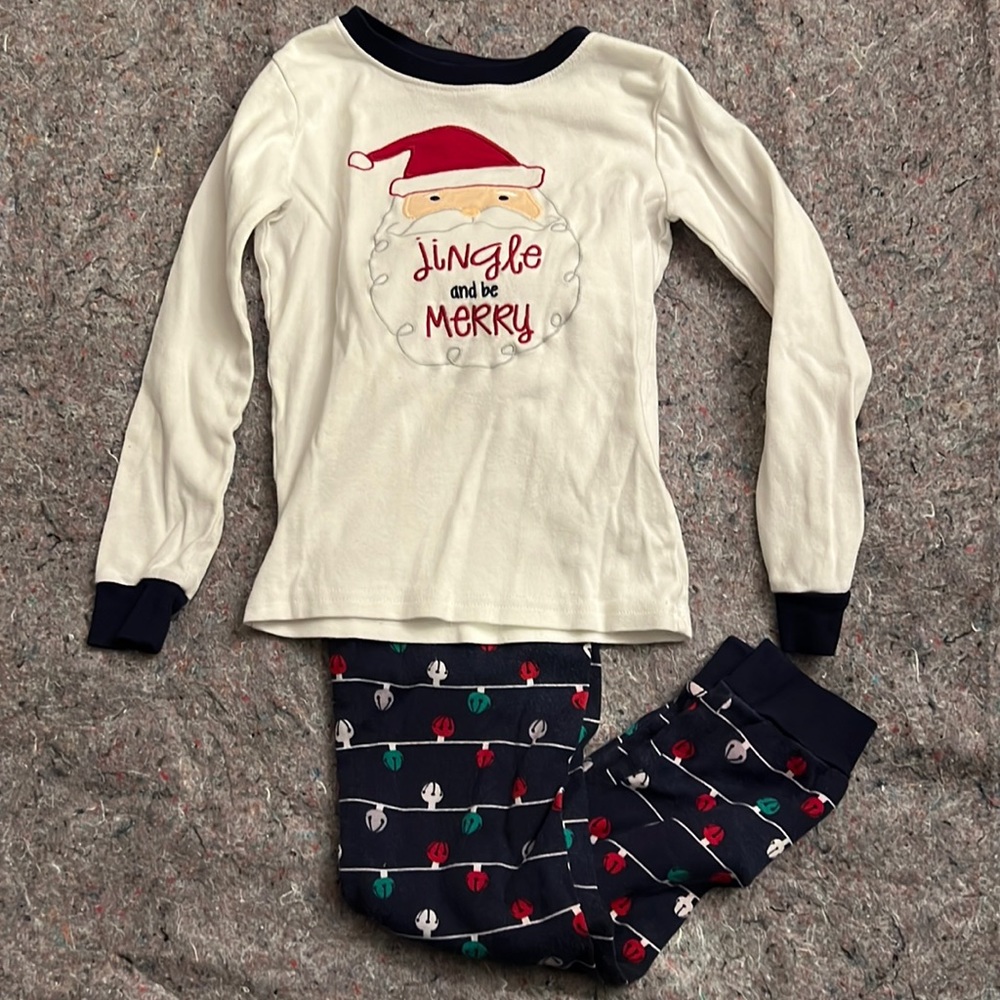 Boys Gymboree 2pc Santa and Sleigh Bells Pajamas